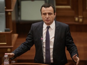 Курти поново позива Србе да не напуштају институције