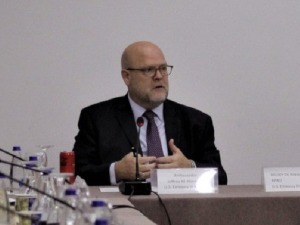 Ховенијер: Приштина да почне преговоре о ЗСО и продужи рок за пререгистрацију