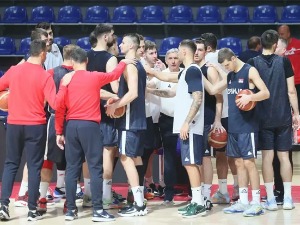 "Орлови" тренирали у Њукаслу пред дуел са Великом Британијом