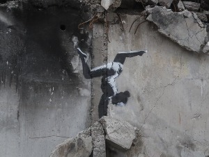 Бенкси потврдио да је исцртао седам нових графита у Украјини