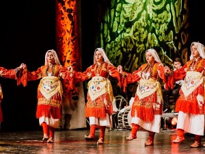 Македонска ора