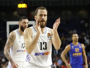 Ефес победио Барселону, Реал бољи од Албе