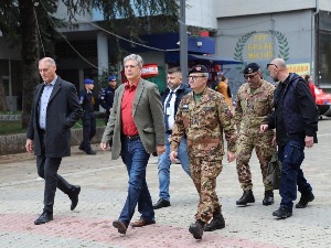 Вигемарк и Ристуча обишли северни део Косовске Митровице