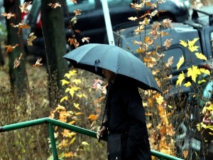 Кишобрани и данас потребни, температура до девет степени