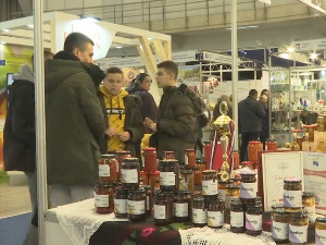 Ајвар, штрудле, кавурма... Експлозија укуса на Београдском сајму етно хране и пића