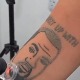 Akcija – besplatno uklanjanje tetovaža sa likom Kanjea Vesta