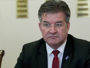 Мирослав Лајчак у посети Београду, састаје се са председником Вучићем