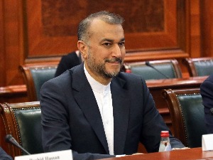 Вучић захвалио иранском министру на непризнавању Косова