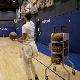 Каријеви кошеви преко читавог терена из новог угла - снимак није монтиран