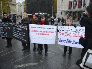 Београд: Улична акција "Стоп убијању жена!"