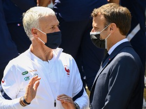Емануел Макрон тврди да ће Француска победити Енглеску и спрема се за пут у Катар