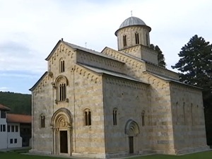 Високи Дечани о ситуацији на КиМ: Надамо се да ће мир превладати