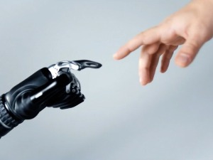 Будућност је ту, а четбот нам каже да нема разлога да страхујемо