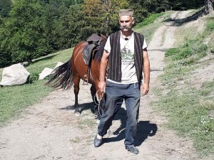 Квадратура круга-Нека те чују и виде, Виде