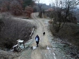 Школа за једног ђака у викендици – учитељица сваког дана пређе 75 километара да би држала наставу