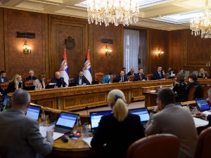 Влада донела уредбу о исплати износа као увећања уз пензију до 43.645 динара