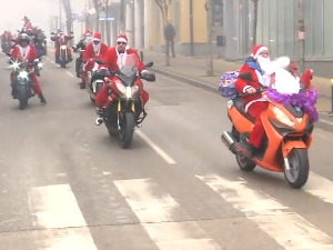 Врањски бајкери у празничној мисији, деда мразови донели пакетиће на праву адресу