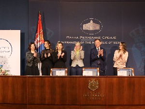 Награђене најбоље младе научнице у Србији, овогодишње добитнице националне стипендије „За жене у науци“