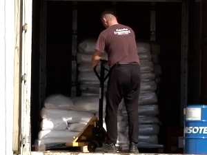 Посла има, али нема ко да ради – радници из Србије одлазе, а странци долазе 