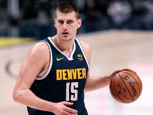 Денвер тимском игром декласирао Клиперсе, Јокић одличан