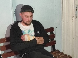 Милош Стојановић, на кога је пуцао Албанац у Готовуши, пуштен на кућно лечење