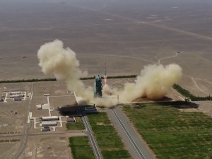 Време је да се на „велика врата“ вратимо на Месец