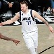 Клиперси надиграли Далас упркос одличном Дончићу