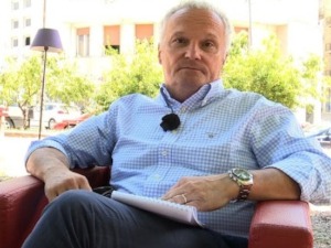 Сахрањен новинар Владан Радосављевић