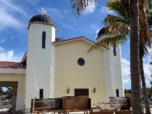 Срби у Мајмију редовно посећују цркву Свети Симеон Мироточиви