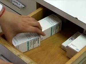 Прављење залиха, цена или мањак сировина – зашто нема антибиотика за децу