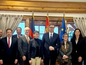 Вучић са амбасадорима Немачке, представницима Берлина и Сарацином