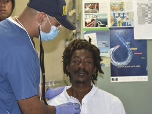 Преживео 24 дана на мору са бочицом кечапа и коцкицама за супу