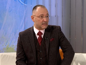 „Судба балканска“ и „Путујемо према срећи“ – нови дигитални синглови професора Ивице Стначића