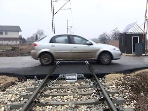 На пружним прелазима најчешће страда локално становништво, зашто се то дешава и како спречити