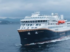 Не могу на трајект - Норвежани не превозе електричне и хибридне аутомобиле због безбедности