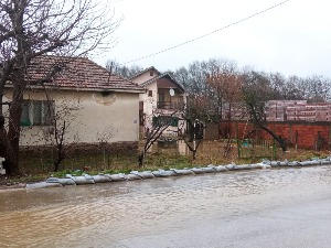 Ниво река у порасту, ојачавају се бедеми; Дан жалости у Новом Пазару