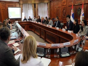 Радна група: За чистији ваздух акценат на замени грејних уређаја и повећању возила са катализатором