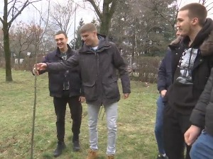 Због бежања са часова сачекао их друштвено користан рад – Тодор и Огњен добили праву лекцију