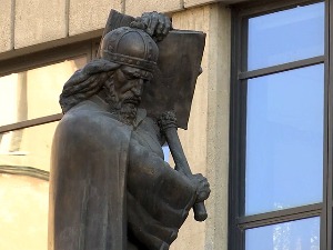 Шта је стручњацима спорно у сету правосудних закона који ће пред посланике