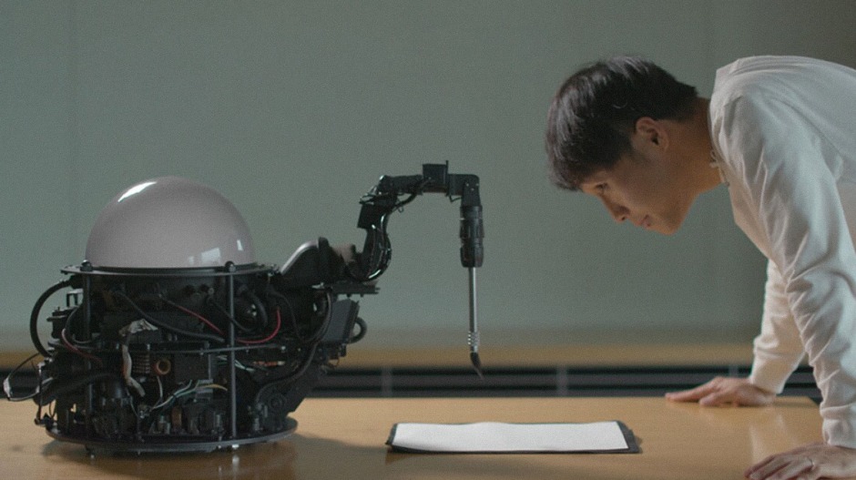 Вештачка интелигенција против људског мозга: Коначни обрачун