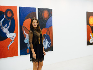 Изложба "Непрел" - интензитет и енергија уметнице Ане Микарић