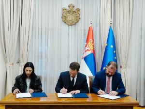 Потписани уговори са добитницима станова у наградној игри "Узми рачун и победи"