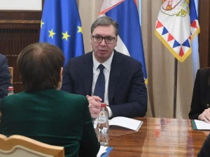 Vučić i Brnabićeva sa delegacijom EBRD-a o strateškim projektima i investicijama