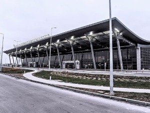 Упозорење о подметнутој бомби на приштинском аеродрому