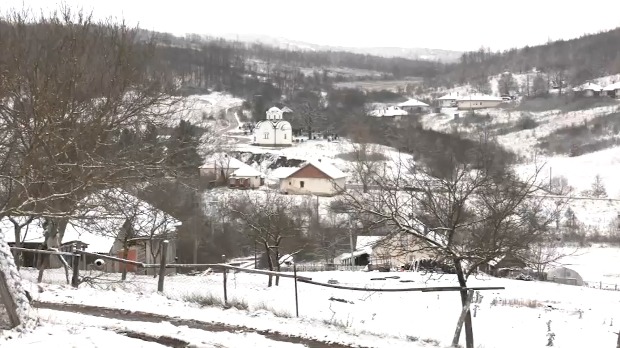 RTS :: Društvo :: Merdare se osipa i gasi, meštani poručuju da ima ...