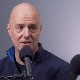 Ештон: Надрилекар може да угрози живот, али штета стручног монструма је експоненцијално већа