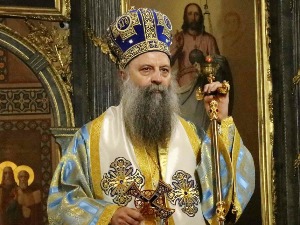 Патријарх Порфирије позвао све да сутра на литургију донесу помоћ за страдале у Сирији и Турској