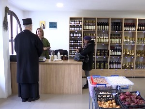 Манастирска економија у Грачаници као једно домаћинство