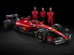 Ферари представио нови болид за наредну сезону
