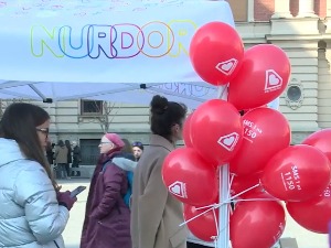 Деца оболела од рака често зависе и од трансфузије – од стотину оних који би могли да помогну тек троје да крв